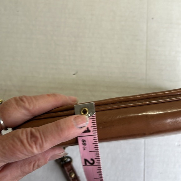 THE SAC BROWN LEATHER WALLET WITH GILD ACCENTS CLUTCH - Picture 16 of 16